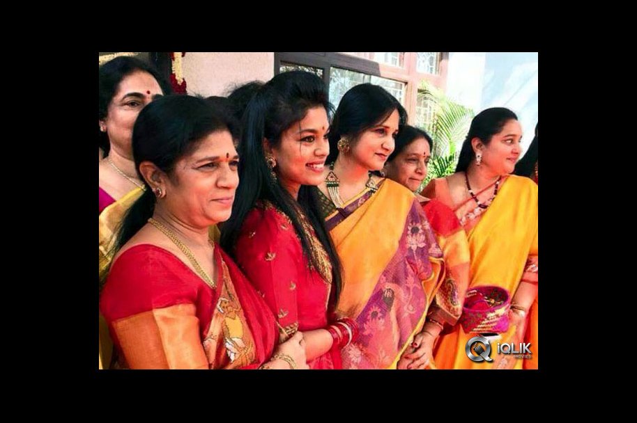 Chiranjeevi-Daughter-Srija-Pre-Wedding-Photos